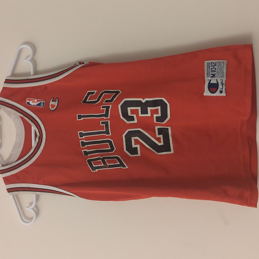 Vintage Champion Michael Jordan NBA Chicago Bulls Jersey #23 Size M 10-12
